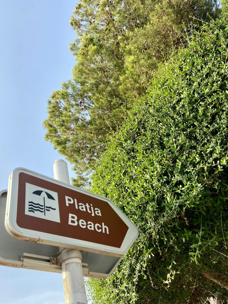 mallorca without a car, going to mallorca by bus, things to do in mallorca, tihings to see around palma, mallorca itinerary without car