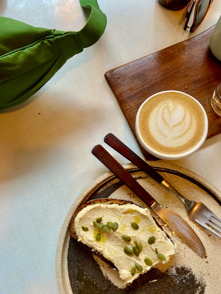 specialty coffee shop in barcelona casa taos