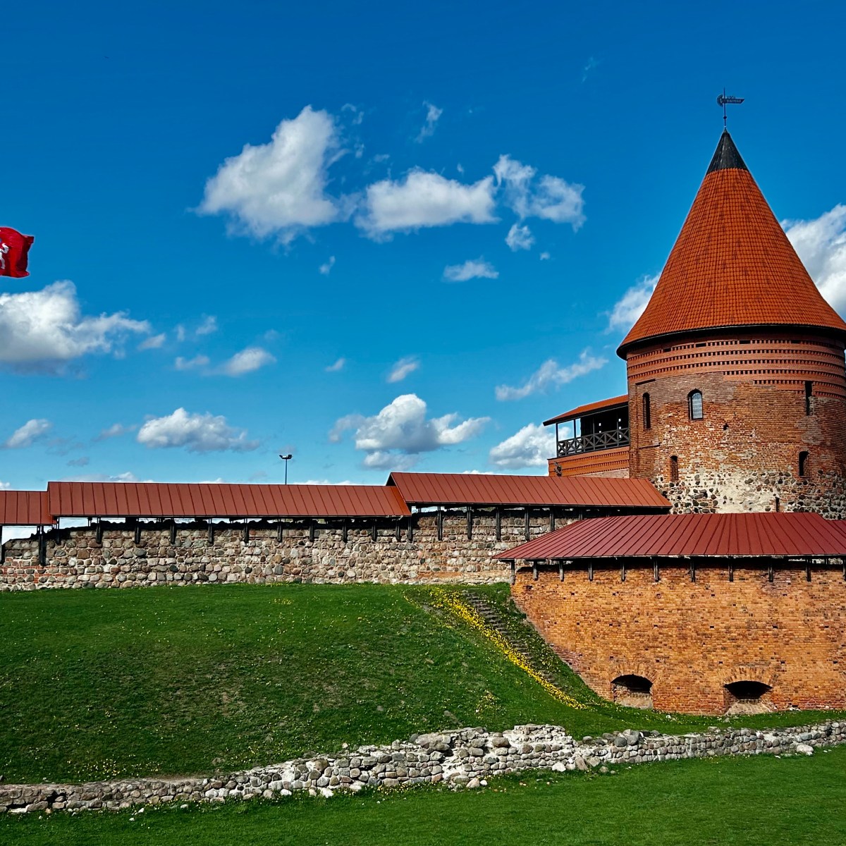 TRIPPIN: Weekend in Lithuania Vilnius and Kaunas